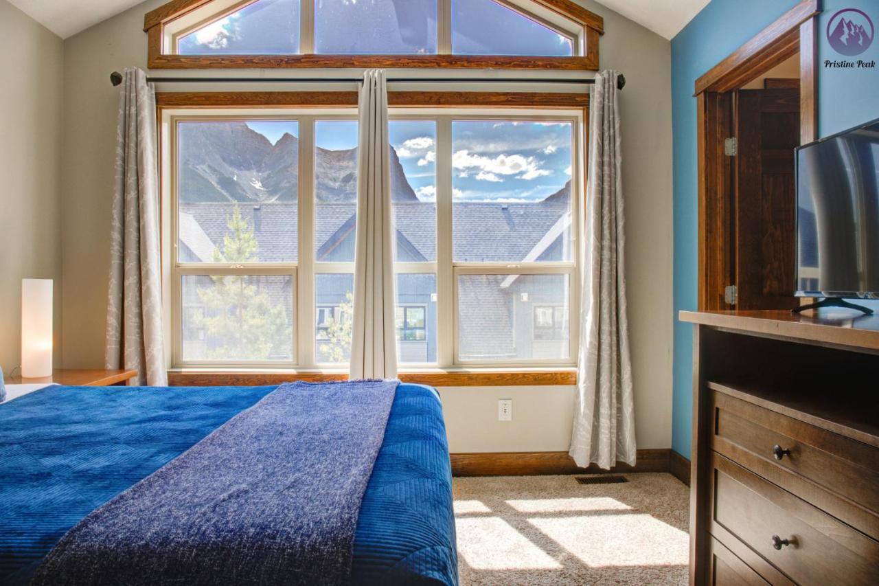 Fire Mountain Two Bedroom Condo Canmore Eksteriør billede